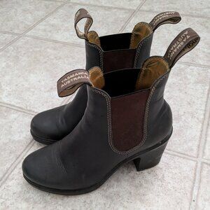 Women's Blundstone Heeled Boot brown sz 7